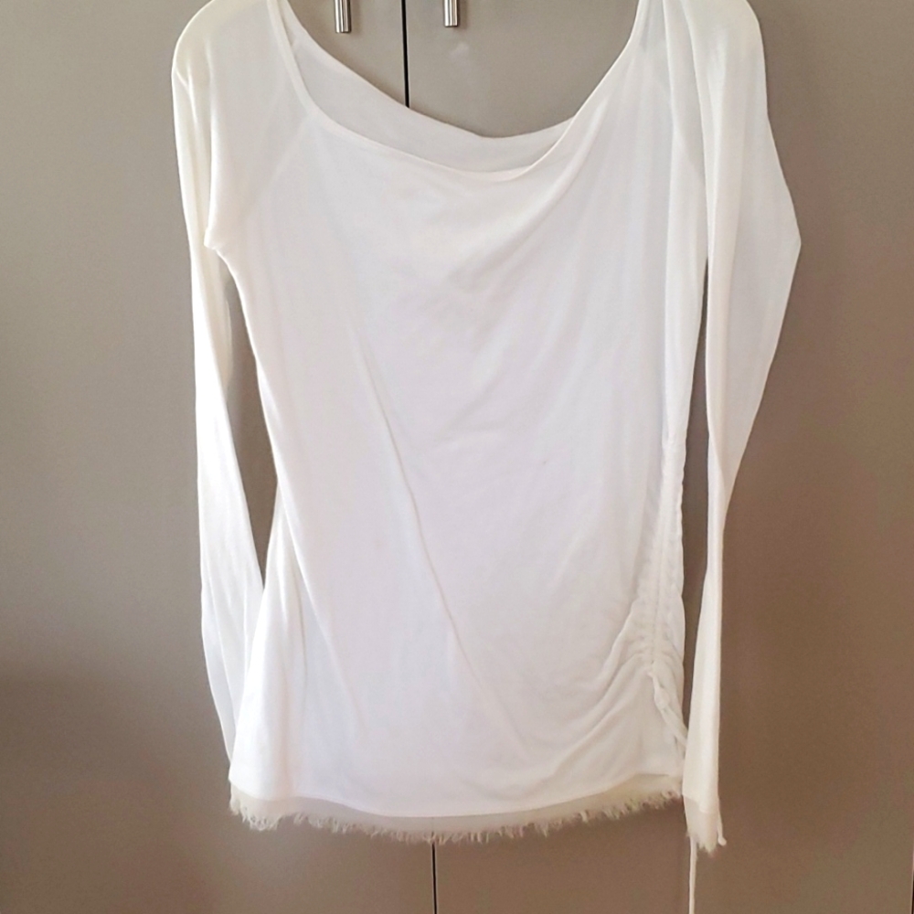 Off the shoulder S/M long sleeve off white top